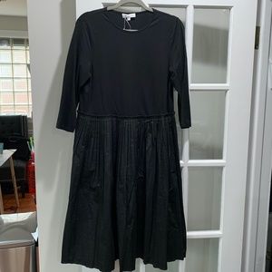 Black Midi Dress w Accordian Pleat Bottom Brand New 3/4 sleeves